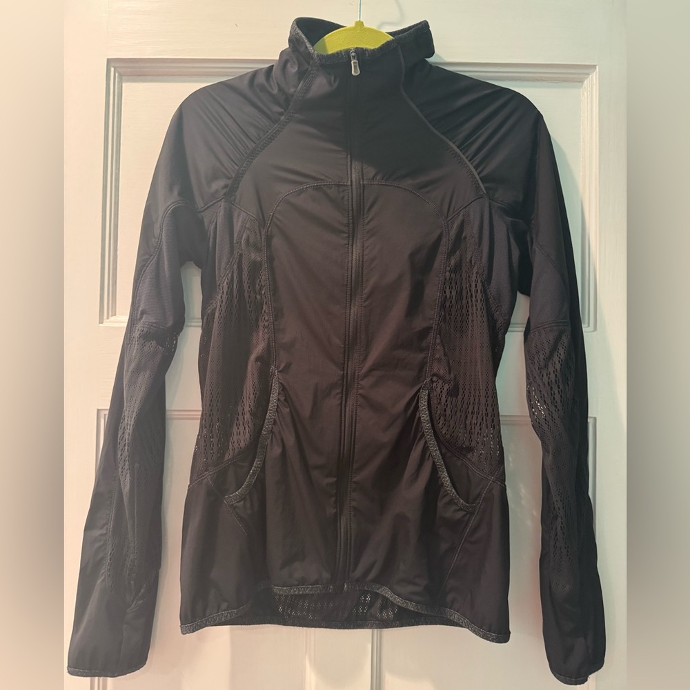 Lululemon Mesh Zip Jacket - Black